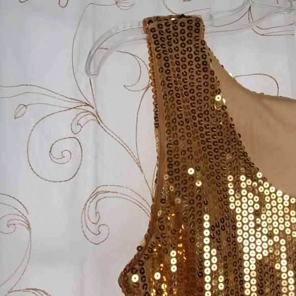 Too Mi Gold Sequin Tank Top - Picture 4 of 7
